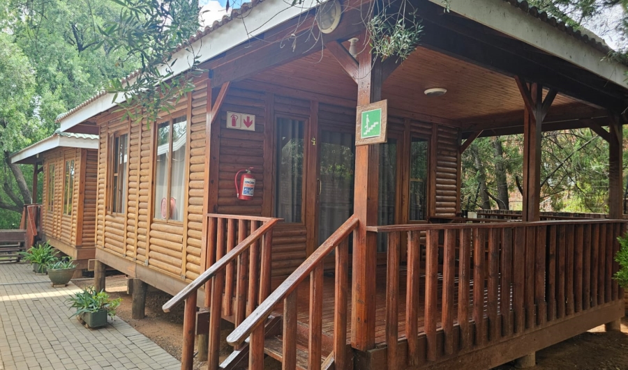 10 Bedroom Property for Sale in Warrenton Northern Cape